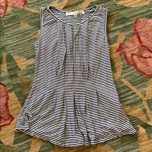 DONATING LAST CHANCE Max studio tank top